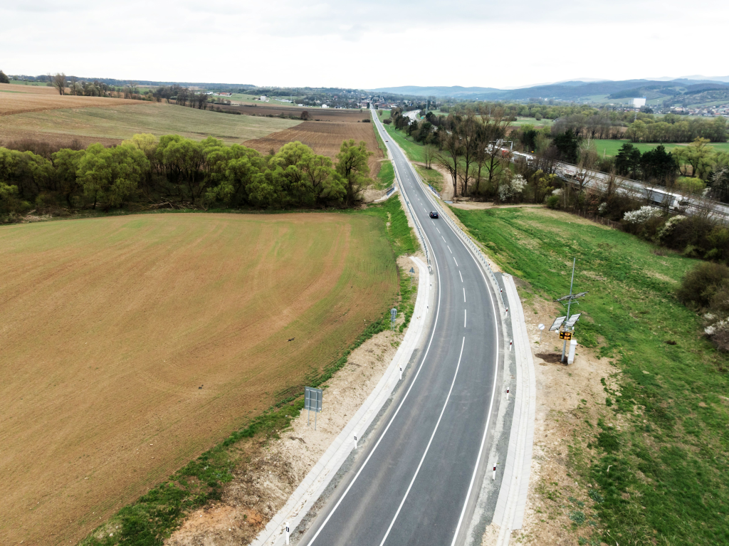 zmodernizovaná cesta