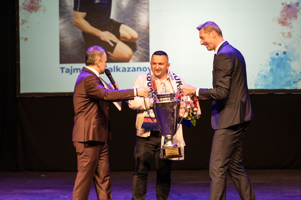 tréner preberá ocenenie