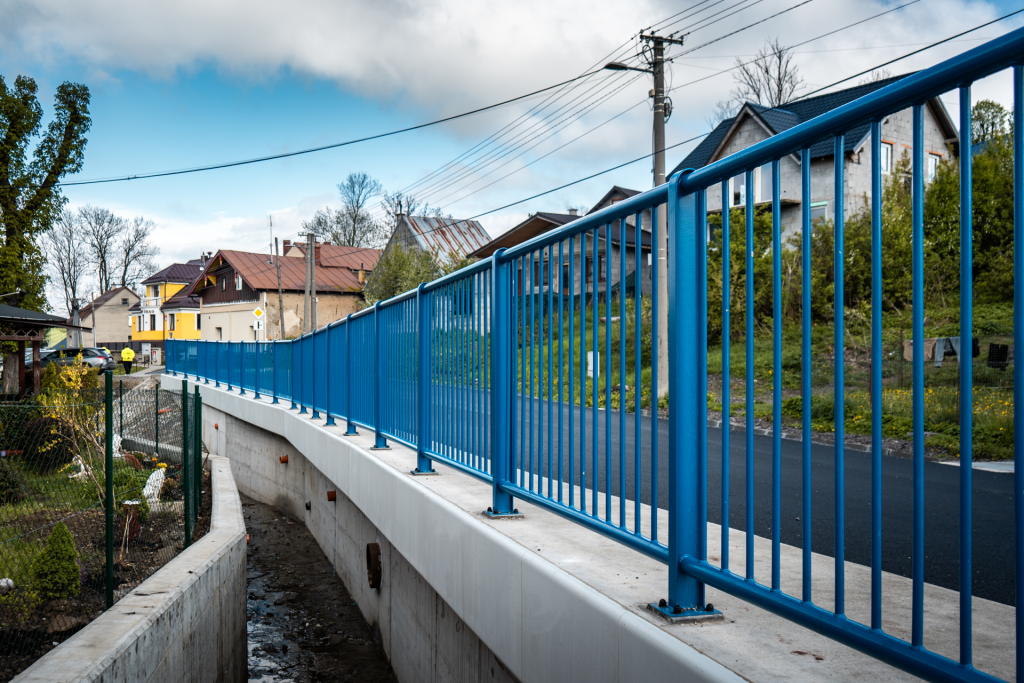 sanovaný múr