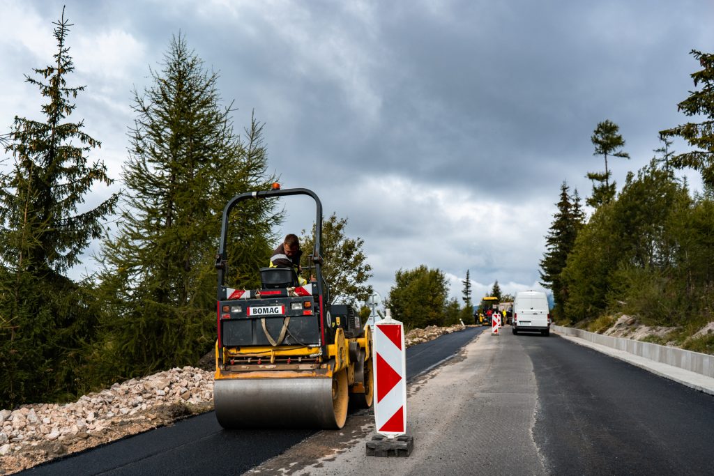 Cesta z Tatranskej Štrby na Štrbské Pleso vstúpila do finále
