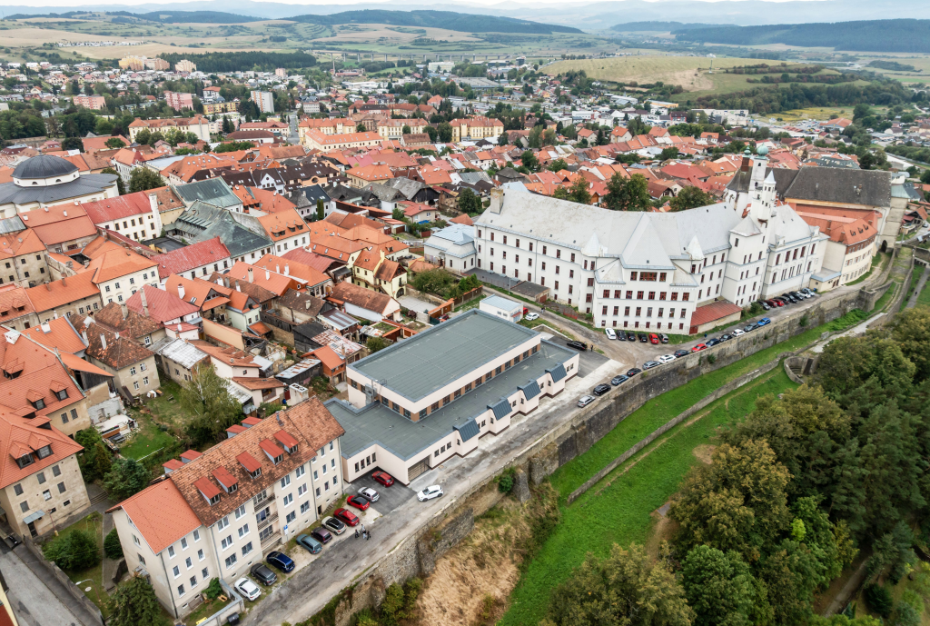 letecký pohľad na telocvičňu
